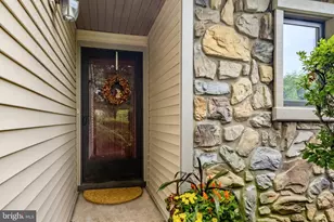 979 Kennett Way, West Chester, PA 19380 - Photo 2