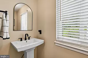 1312 Rhode Island Cir, Downingtown, PA 19335 - Photo 14
