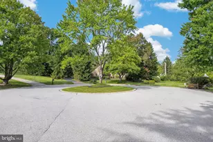 1606 E Glenmont Ln, West Chester, PA 19380 - Photo 2