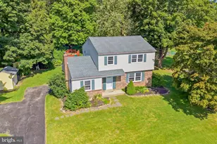 497 Stewart Dr, West Chester, PA 19380 - Photo 2
