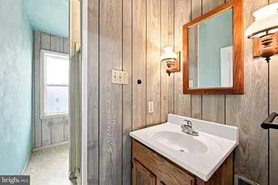 20 S 5th Avenue, Coatesville, PA 19320 - Photo 18