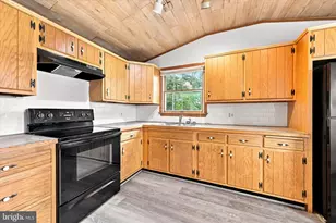 20 S 5th Ave, Coatesville, PA 19320 - Photo 10