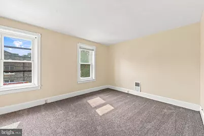 20 S 5th Avenue, Coatesville, PA 19320 - Photo 22