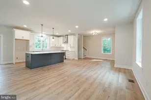 518 E South St, Kennett Square, PA 19348 - Photo 4