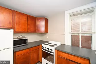 316 Lincoln Ave, Phoenixville, PA 19460 - Photo 8