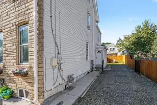 253 Walnut St, Phoenixville, PA 19460 - Photo 34