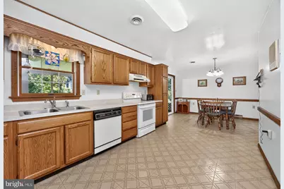725 Ewing, Cochranville, PA 19330 - Photo 8