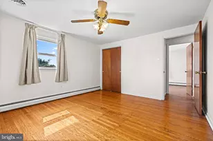 258 S Wall St, Spring City, PA 19475 - Photo 28
