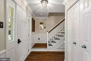 5 Raymond Cir, Downingtown, PA 19335 - Photo 2