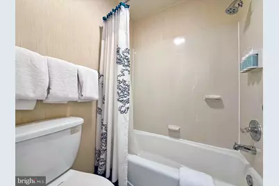 600 W Swedesford Road #1123, Berwyn, PA 19312 - Photo 6