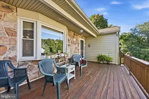 860 Doe Run Rd, Coatesville, PA 19320 - Photo 2