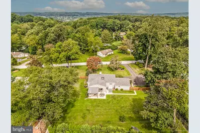 634 Overlook Drive, Downingtown, PA 19335 - Photo 6