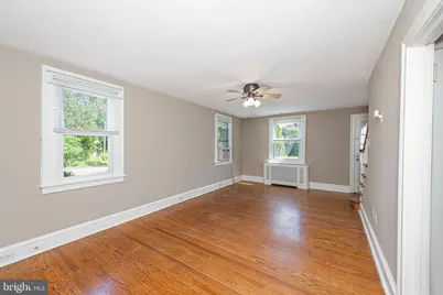 117 Manavon Street, Phoenixville, PA 19460 - Photo 6