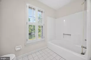 375 Country Ln, Phoenixville, PA 19460 - Photo 32
