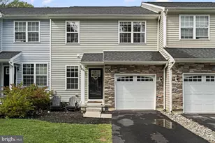 16 Graham Dr, Downingtown, PA 19335 - Photo 1