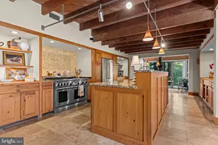 2215 Grubbs Mill Rd, Berwyn, PA 19312 - Photo 2
