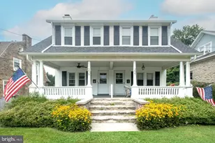 239 W Evergreen St, West Grove, PA 19390 - Photo 1