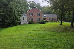 307 Spindle Ln, West Chester, PA 19380 - Photo 2
