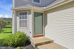 16 Marc Dr, Coatesville, PA 19320 - Photo 4