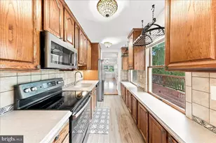 238 Brown St, Spring City, PA 19475 - Photo 14