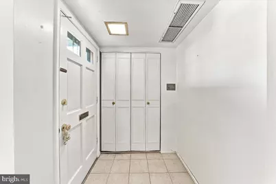 504 Old Forge Xing Crossing #504, Devon, PA 19333 - Photo 6