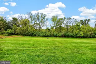 254 Carlyn Ct, Downingtown, PA 19335 - Photo 2