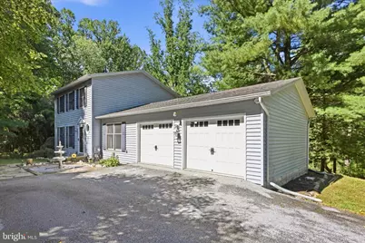 15 Castle Lane, Coatesville, PA 19320 - Photo 2