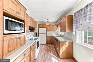 1106 W Kings Hwy, Coatesville, PA 19320 - Photo 10