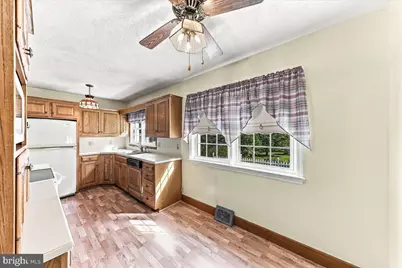 1106 W Kings Highway, Coatesville, PA 19320 - Photo 8