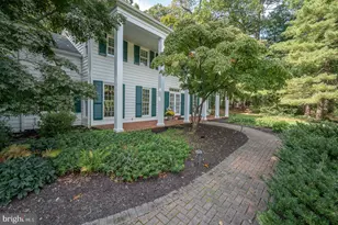 127 Kynlyn Rd, Wayne, PA 19087 - Photo 2