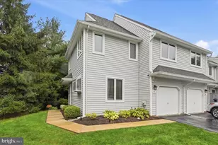41 E Jonathan Ct, Kennett Square, PA 19348 - Photo 2