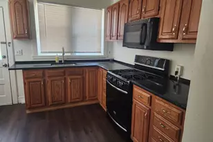 562 Elm St, Coatesville, PA 19320 - Photo 4