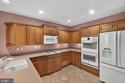 405 Vineyard Lane, Downingtown, PA 19335 - Photo 10