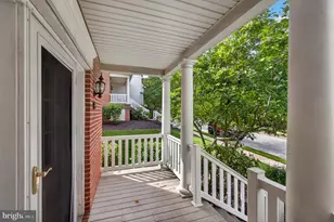 405 Vineyard Ln, Downingtown, PA 19335 - Photo 4