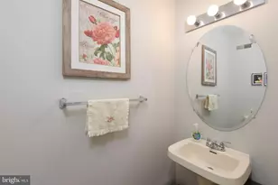 743 W Glenview Dr, West Grove, PA 19390 - Photo 14