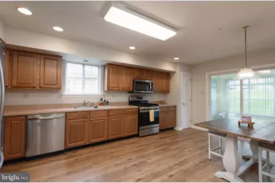 743 W Glenview Drive, West Grove, PA 19390 - Photo 10