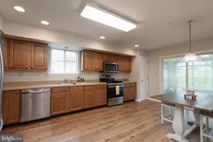 743 W Glenview Dr, West Grove, PA 19390 - Photo 10