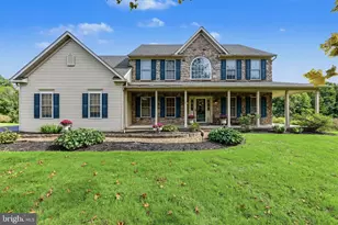 115 Sandy Way, Coatesville, PA 19320 - Photo 2