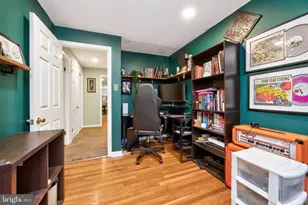 907 Oxford Ave, Phoenixville, PA 19460 - Photo 18
