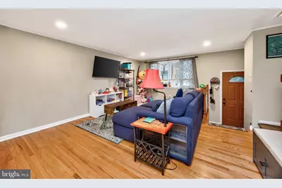 907 Oxford Avenue, Phoenixville, PA 19460 - Photo 4