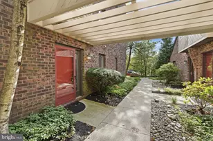 404 Mountainview Dr, Tredyffrin, PA 19087 - Photo 1
