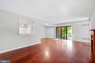 404 Mountainview Dr, Chesterbrook, PA 19087 - Photo 4