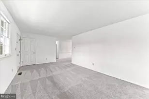 160 Pine St, Toughkenamon, PA 19374 - Photo 14