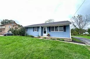 160 Pine St, Toughkenamon, PA 19374 - Photo 2