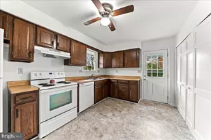 160 Pine St, Toughkenamon, PA 19374 - Photo 6