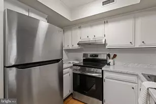 297 Summit House, West Chester, PA 19382 - Photo 22
