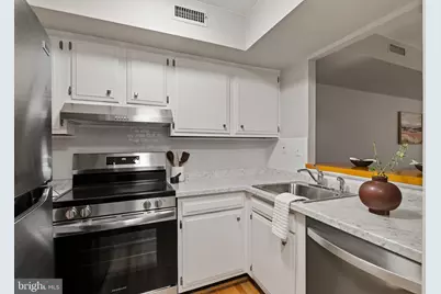 297 Summit House #297, West Chester, PA 19382 - Photo 20