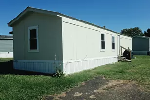 864 Aspen Ave, Spring City, PA 19475 - Photo 6