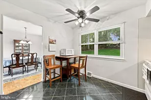 1024 Oak St, Coatesville, PA 19320 - Photo 4