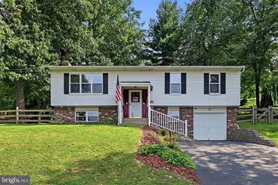 1024 Oak Street, Coatesville, PA 19320 - Photo 2